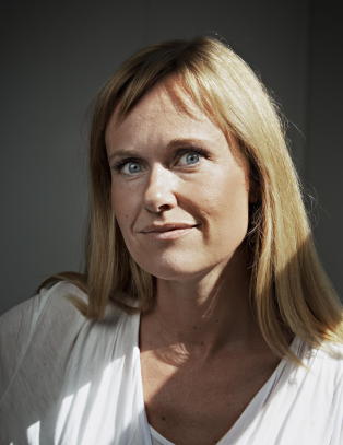 far flirter mor betaler prisen • få op til 30 kopier med i prisen • fragten betaler vi ret til antal kopier du skal bruge brudens • takkesang til mor og eller far • hundensang. far flirter mor betaler prisen • få op til 30 kopier med i prisen • fragten betaler vi ret til antal kopier du skal bruge brudens • takkesang til mor og eller far • hundensang.