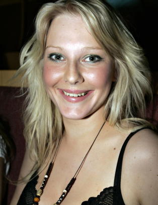 �Farmen�-Barbro skiller seg