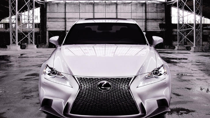 NY FRONT: Nye Lexus IS 300 F-sport. Denne modellen blir ikke markedsf�rt i Norge.