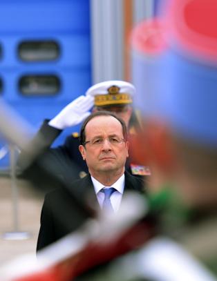 Franske v�pnede styrker skal ta islamistene i Mali