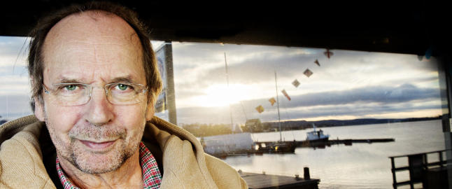 Derfor rører han alle damene til tårer
