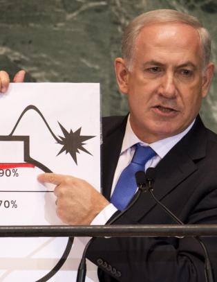 Israel beskyldes for atom-v�penbl�ff til milliarder