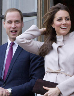 Blir foreldre i juli