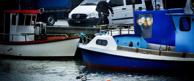 27-�ring ble skutt av politiet, innr�mmer smugling av 250 kg hasj