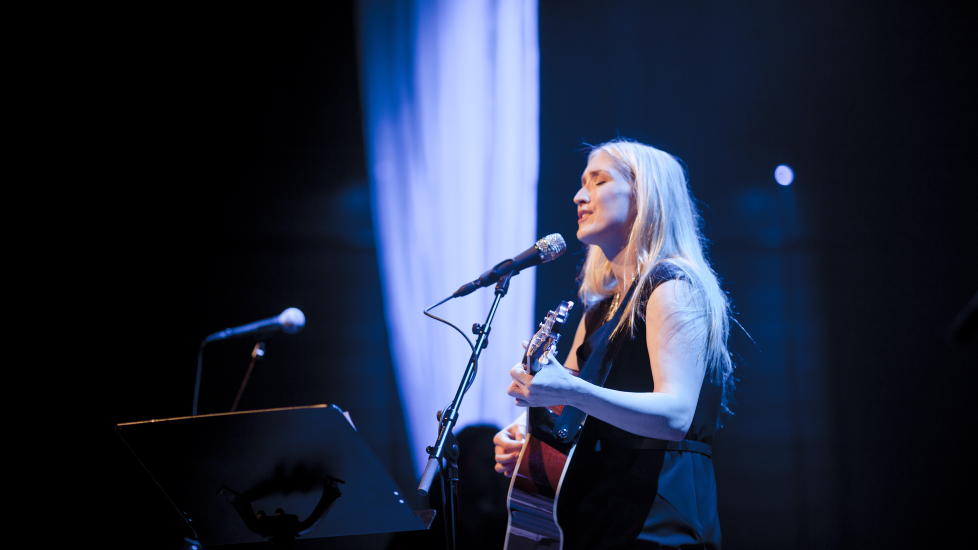 TREDJE SERVERING: Christel Alsos' tredje album, �Presence�, er spilt inn p� Gotland i Sverige med den svenske produsenten Tobias Fr�berg. Foto: Sveinung U. Ystad, Dagbladet