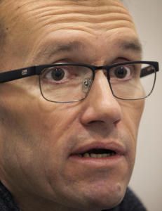 Flygende sykehus st�r fortsatt p� bakken - f�r ikke lande i In Am�nas