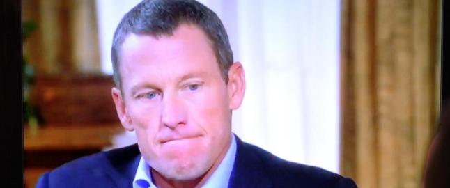 Armstrong tok til t�rene da han snakket om s�nnen