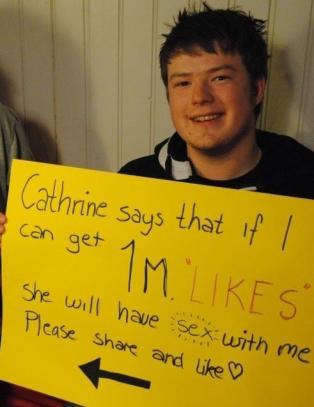 Petter fikk 1 360 000 likes for å få ligge med Cathrine