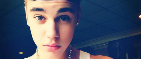 Dro ned buksa  p� Instagram