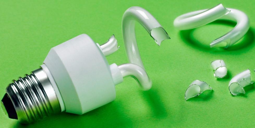 INNEHOLDER KVIKKS�LV: Du m� lufte godt hvis denne blir knust.  Illustrasjonsfoto: Thinkstock