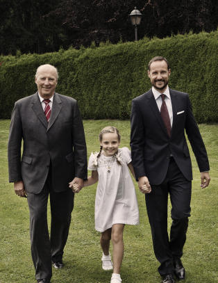 Se, s� stor hun er blitt