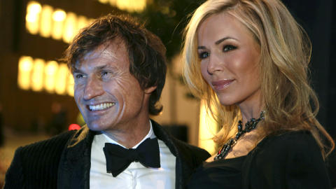 FESTKLARE: Her ankommer Petter Stordalen og kona Gunhild Stordalen �pningsfesten for hotellkongens nye hotell The Thief p� Tjuvholmen. Foto: BERIT ROALD / NTB SCANPIX