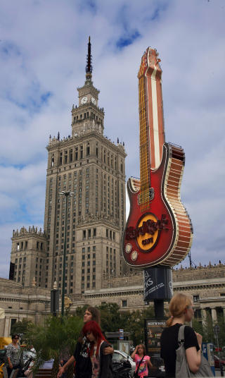 WARSZAWA: Her koster et dobbeltrom 447 kroner i gjennomsnitt n�. Foto: EIVIND PEDERSEN