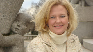 Thea W. Totland er advokat og spesialist i barns rettigheter.