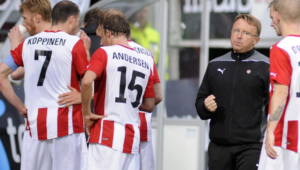 POSITIV TROSS TAP: Troms�-trener Agnar Christensen mener laget er p� rett vei. 
Foto: Rune Stoltz Bertinussen / NTB scanpix