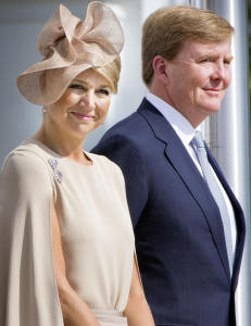 Nederlands nye konge m�tte kjempe for sin argentinske kone