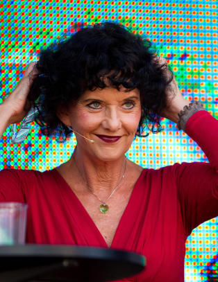 Snakker ut om livet med ME