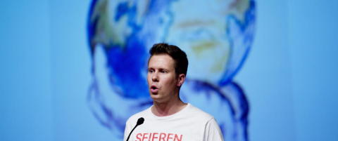 - Dette er tut og kj�r-politikk