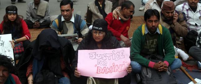 Voldtektstiltalte i India erkl�rte seg ikke skyldig