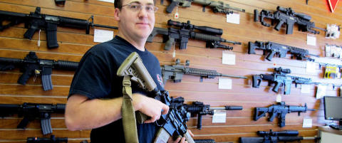 Obama vil ha forbud mot v�pen som dette