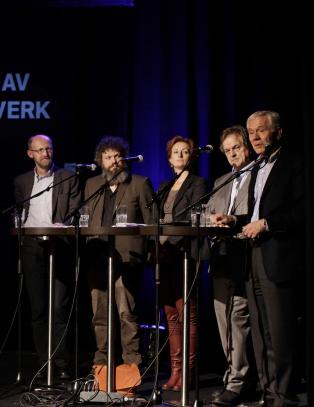 - Har dere tenkt å leve av kulturmidler, ikke av digitalt salg?