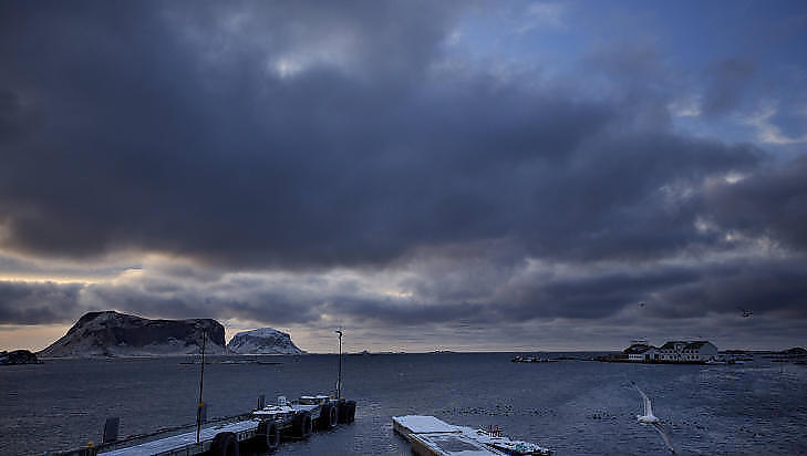 HIMMEL OG HAV: - Jeg pleier � si at vi er plassen i Norge med mest himmel, sier ordf�rer Tor Arne Andreassen. Foto: ANITA ARNTZEN