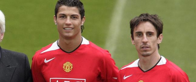 Neville mener Ronaldo er en �kynisk b�lle�