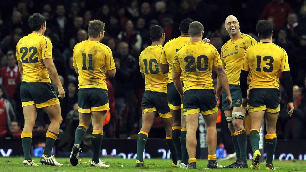 DOPINGSKANDALE: Australsk rugby preges i disse dager av nyheten om en dopingskandale som strekker seg over flere idretter. Det er f�rst og fremst klubber det gjelder, her er Australias landslag. Foto: AFP PHOTO / PAUL ELLIS/NTB scanpix