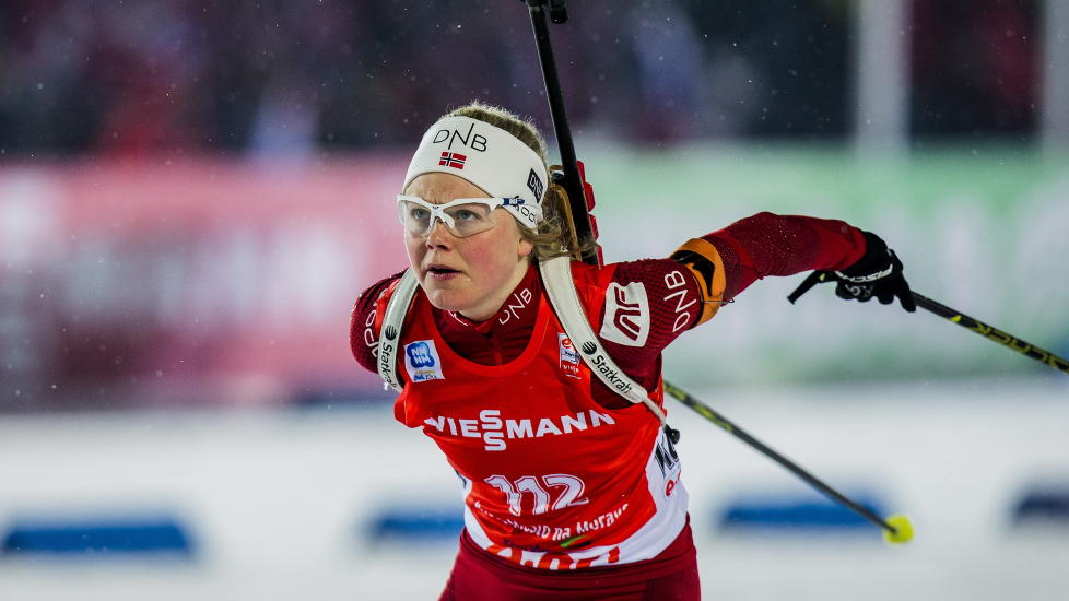 TIDENES YNGSTE: 19 �r gamle Hilde Fenne blir fredag yngste kvinne som har g�tt VM-stafett i skiskyting for Norge. Foto: STIAN LYSBERG SOLUM / NTB SCANPIX.