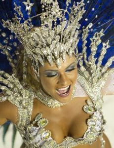 Her gir hun alt i dansen for � vinne den gjeve tittelen