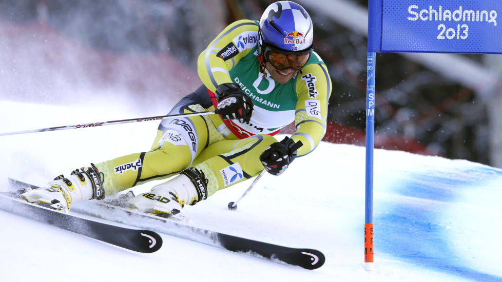 GOD F�RSTEOMGANG: Aksel Lund Svindal kj�rte en sterk f�rsteomgang i VM-storslal�men i Schladming. Han kjemper om andreplassen bak suverene Ted Ligety n�r andre omgang starter klokka 13.30. Foto: RUBEN SPRICH, REUTERS / NTB SCANPIX
