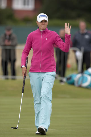 TRE UNDER PAR: Golfproffen Skarpnord gikk tre under par fredag. Hun ligger elleve slag bak ledende Mariajo Uribe. Foto: JON SUPER / AP PHOTO / NTB scanpix.