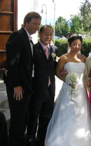 GJEST: Tore Str�m�y var invitert i Hannes bryllup i 2009. Foto: Privat.