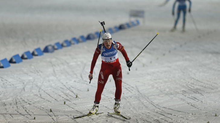 KJEMPEL�P: Tora Berger gikk ut p� etappen 38 sekunder bak Tyskland, men sikret stafettgull etter en superetappe. Foto: Bj�rn Langsem