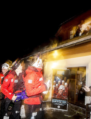 Se Tarjeis v�te gratulasjon
til gulljentene