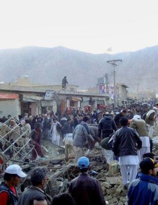 63 drept i bombeangrep i Pakistan