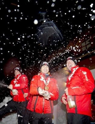 Sjekk Ole Einars champagnefeiring!