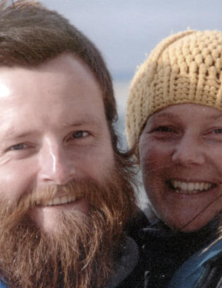 Engelsk par skulle sykle verden rundt