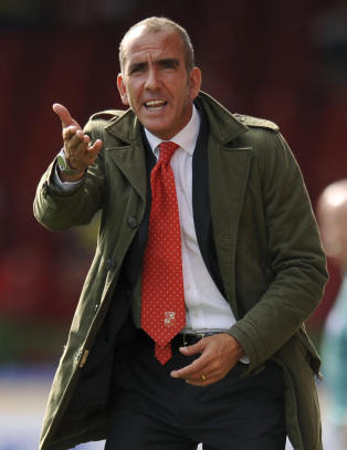 Sa opp p� mandag - br�t seg inn natt til torsdag