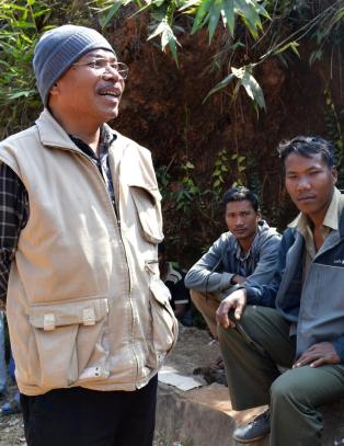 Adolf Hitler stiller til valg i India