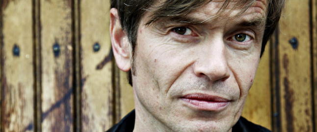 �Det g�r p� vekt, frisyre, bekledning, oppf�rsel, spr�k og lydniv�. Og da sitter avsmaken l�st, selv om dannelsen holder maska.�