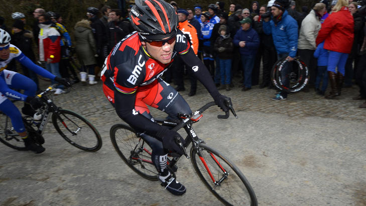 INN MED FELTET Thor Hushovd, Edvald Boasson Hagen og Gabriel Rasch kom inn sammen med feltet i dagens ritt, 6.27 bak vinneren. Alexander Kristoff kom inn 13 minutter etter Paolini. AFP PHOTO / BELGA PHOTO / DIRK WAEM
