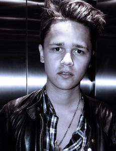 Her er Tones norske konkurrent i Melodifestivalen