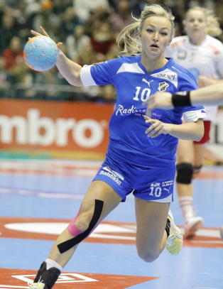 Bredal Oftedal blir proff i Paris