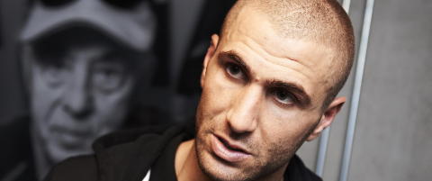 Karadas nektet � feire sin egen scoring