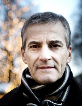 Støre vil gjøre heroinrøyking lovlig