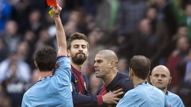 RØDE VALDES: Barcelonas Victor Valdes. Foto: AFP PHOTO/ DANI POZO RØDE VALDES: Barcelonas Victor Valdes. Foto: AFP PHOTO/ DANI POZO