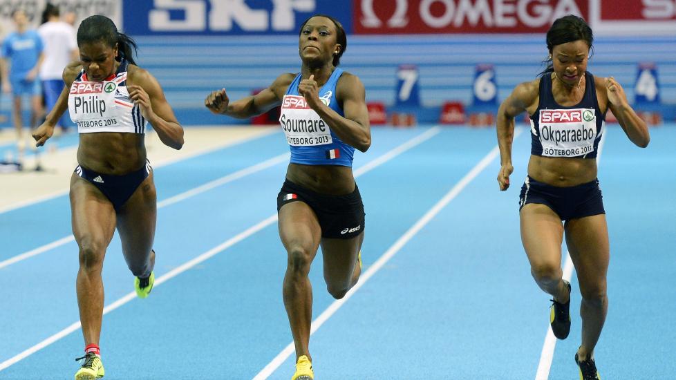 N�DDE IKKE OPP: Ezinne Okparaebo endte sist i EM-finalen p� 60 meter. Foto: AFP PHOTO / JONATHAN NACKSTRAND/NTB scanpix