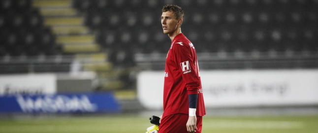 Godset-keeper p� pr�vespill hos Premier League-klubb