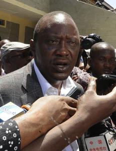 Kenyatta tar ledelsen i Kenya